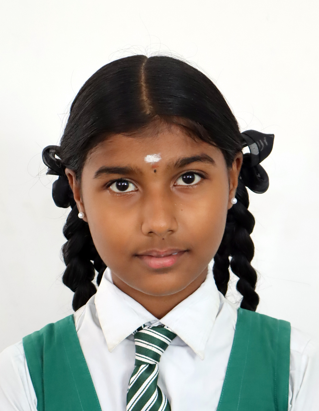 SRI VIDHYA S