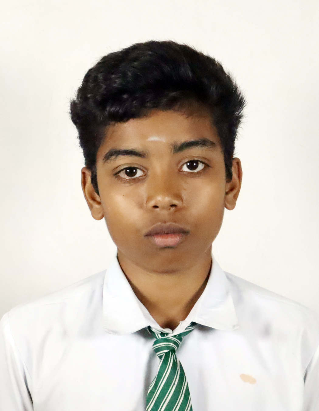 MUGESH R