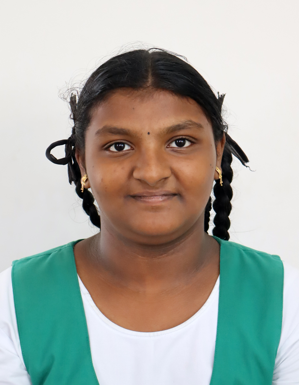 DEEKSHITHA YEMINENI