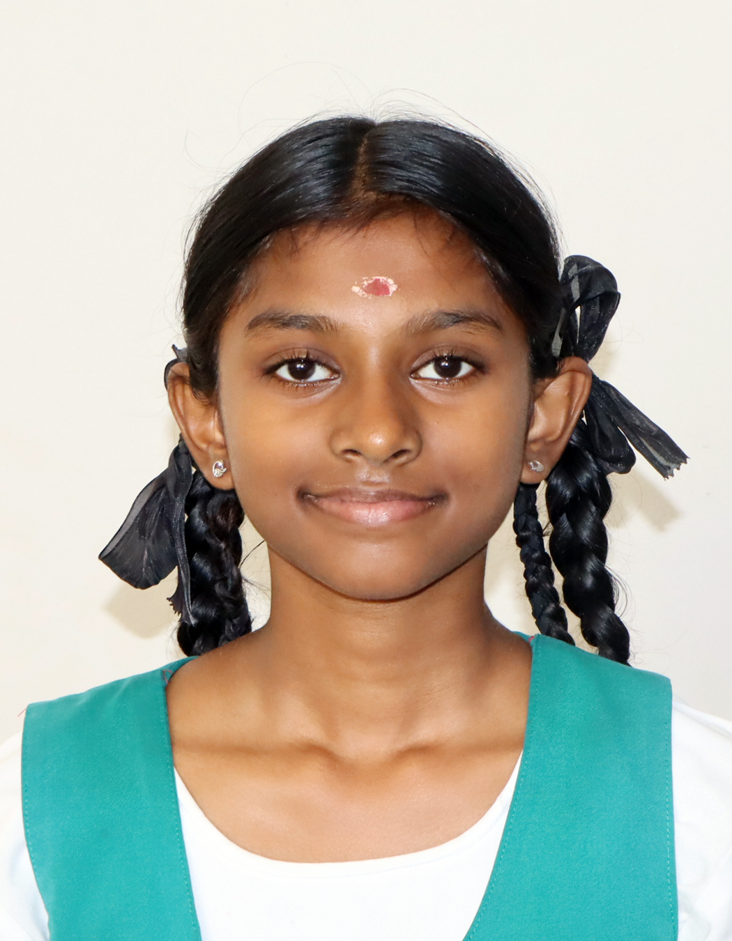KEERTHI SHRI R